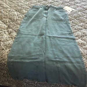 Jones Jeans Denim Skirt
